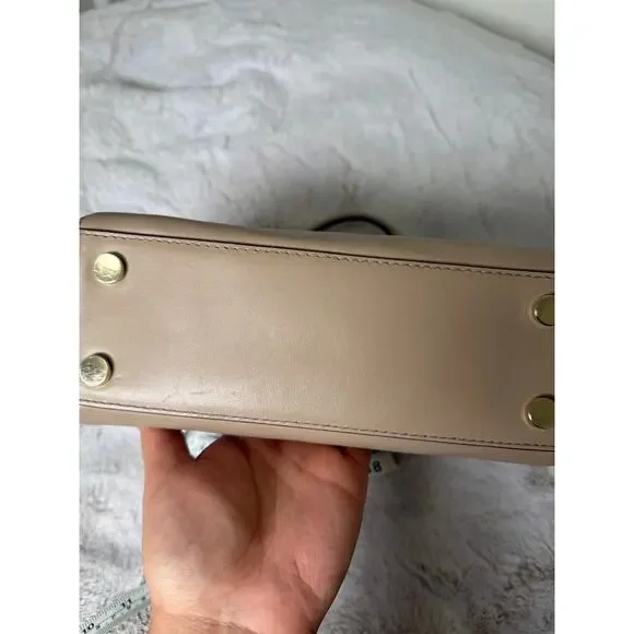 Michael Kors Handbag - Picture 6 of 8